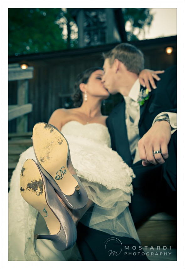 wedding photography the stone barn kennett square, pa