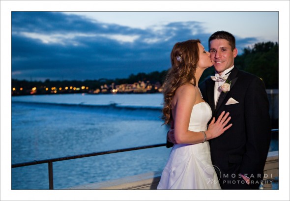 wedding photography couple along schuylkill river at dusk